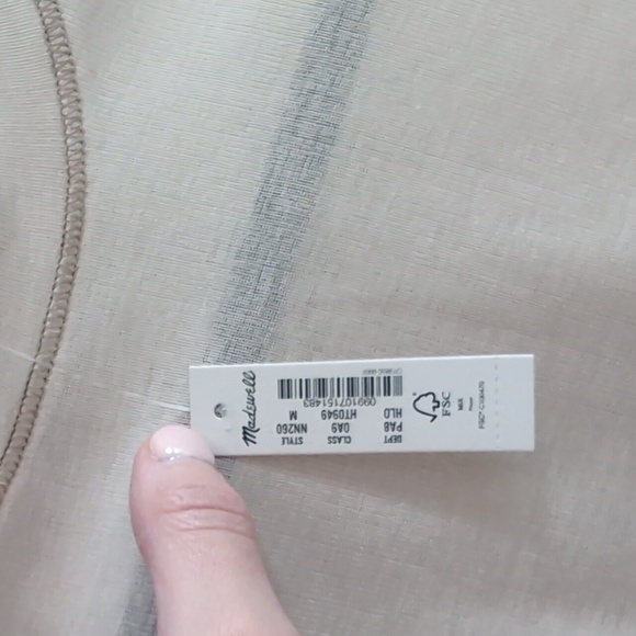 ♥️NWT Madewell turtleneck - Picture 2 of 2